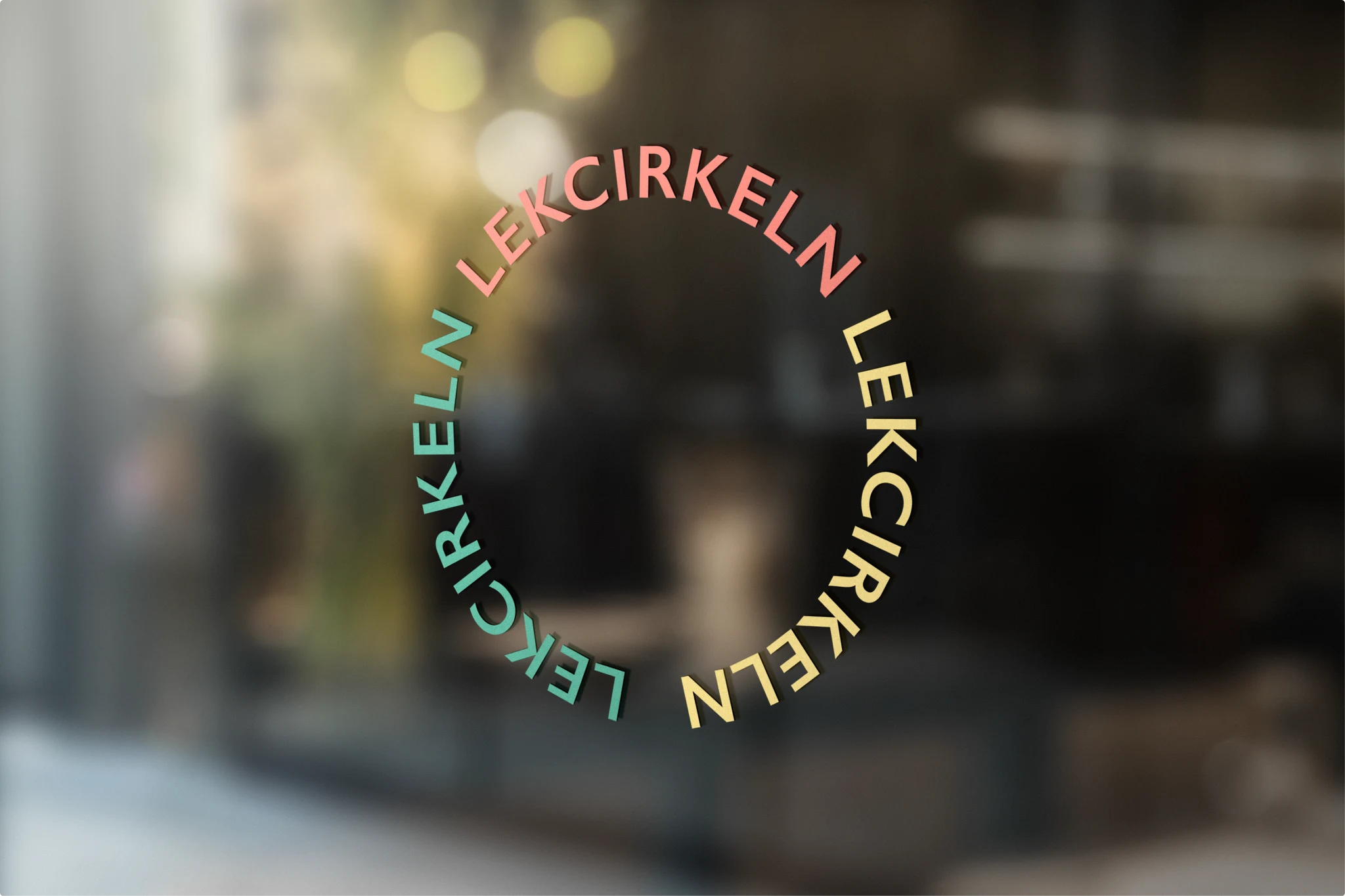 Lekcirkeln logo on a shop window